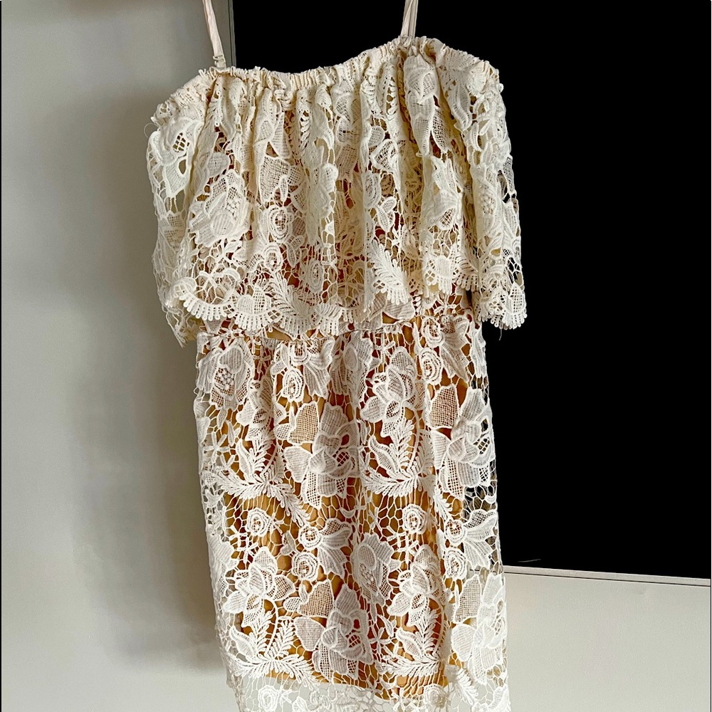 Dress size s.